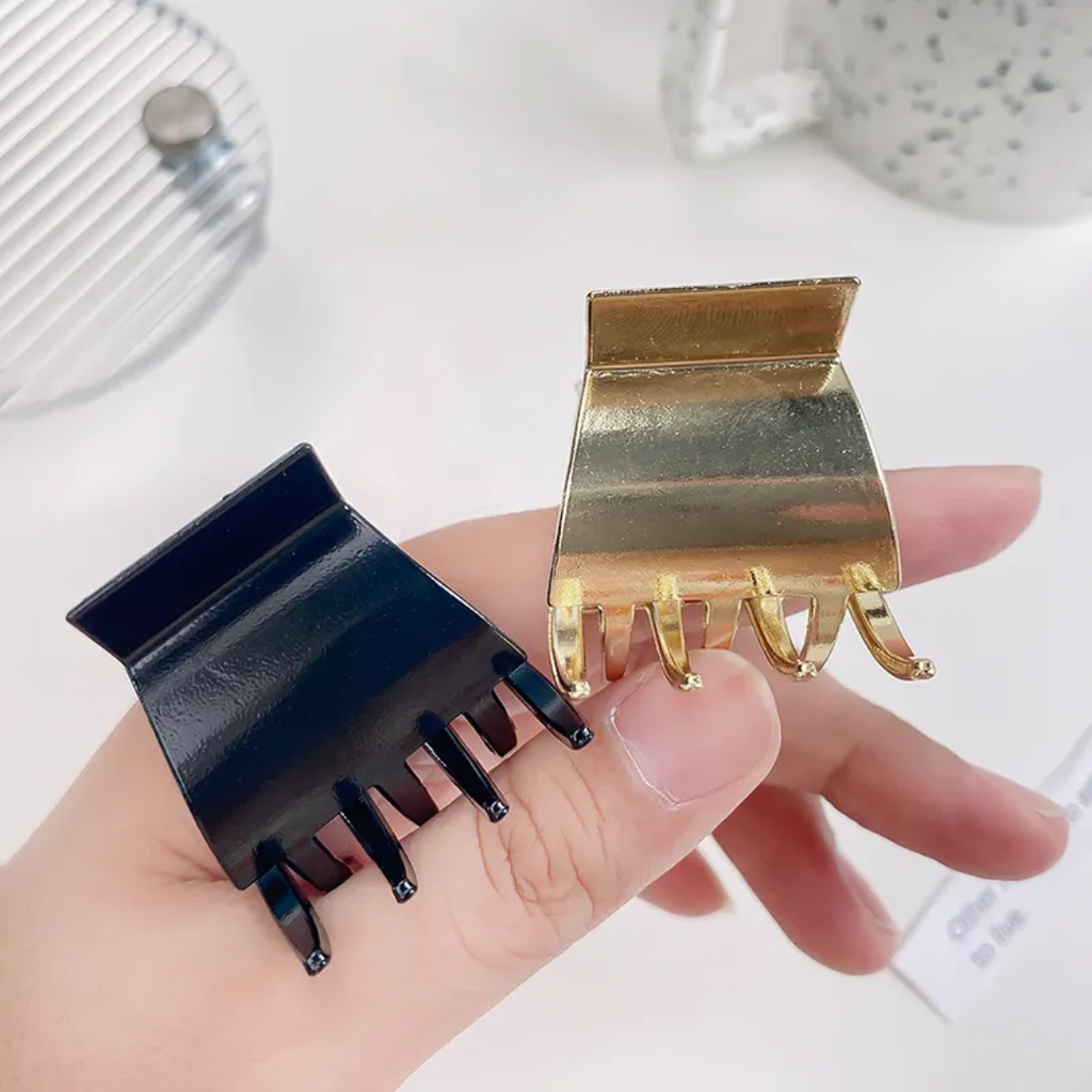 Mini Metal Hair Claw Clips (3 Colors!)