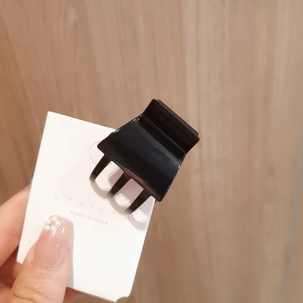 Mini Metal Hair Claw Clips (3 Colors!)